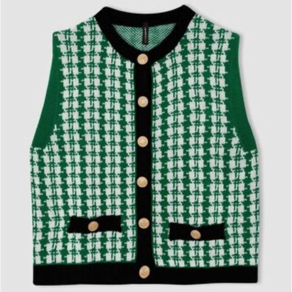 DeFacto Relax‎ Fit Crew Neck Vest with Gold Buttons, Size M - Picture 1 of 15